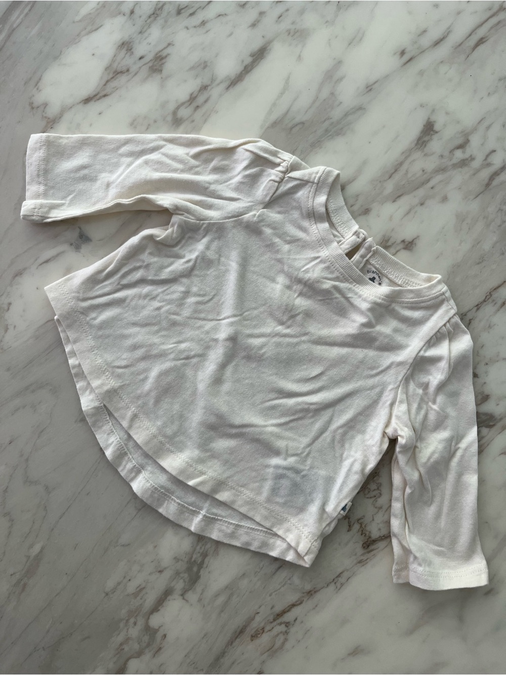 GAP White Long Sleeve Tee